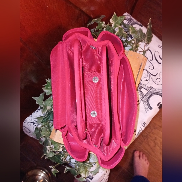 🆓 With $25 Dollar Purchase! Carryer - Picture 4 of 7